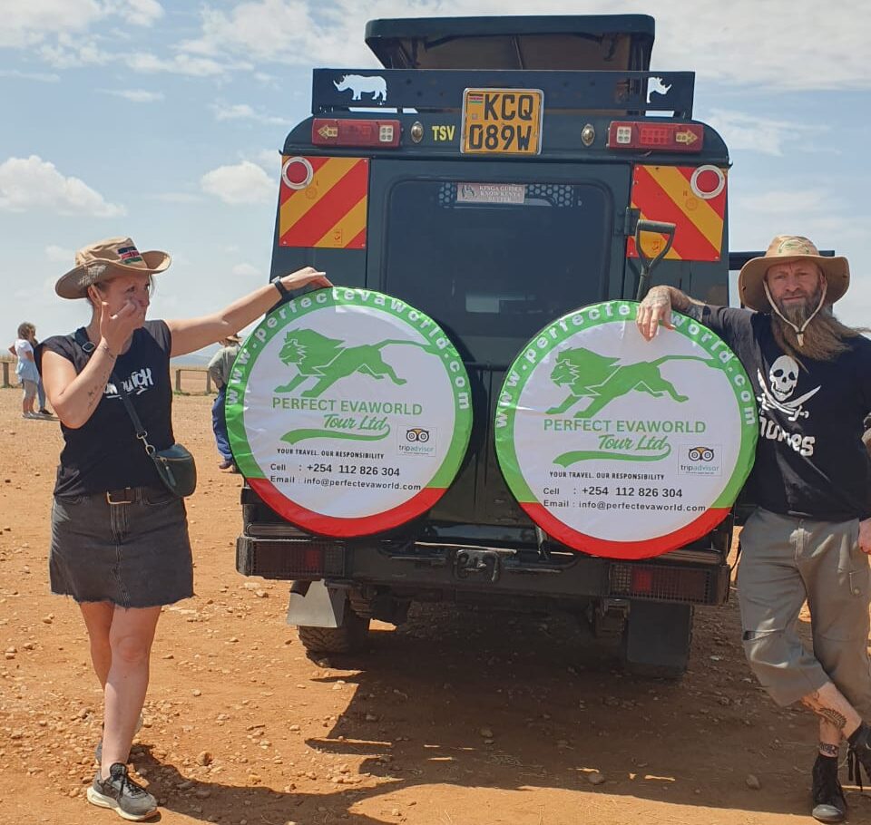 7 Days, 6 Nights Private LUXURY FIVE STAR Safari  Using a 4 x 4 Land Cruiser Jeep